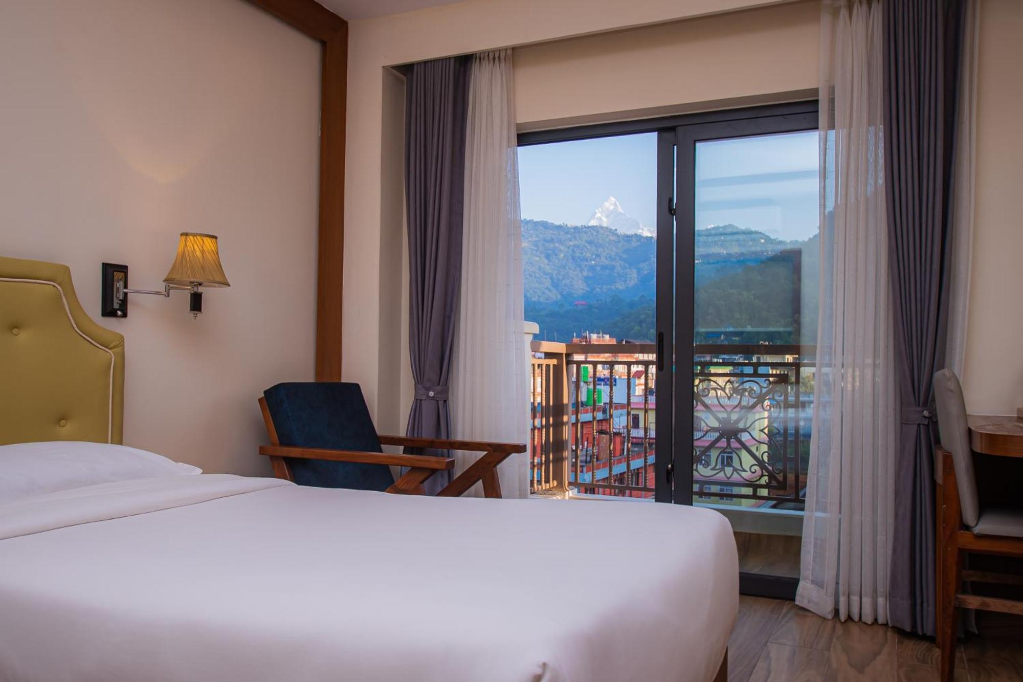 Hotel Fewa Trip Покхара Экстерьер фото