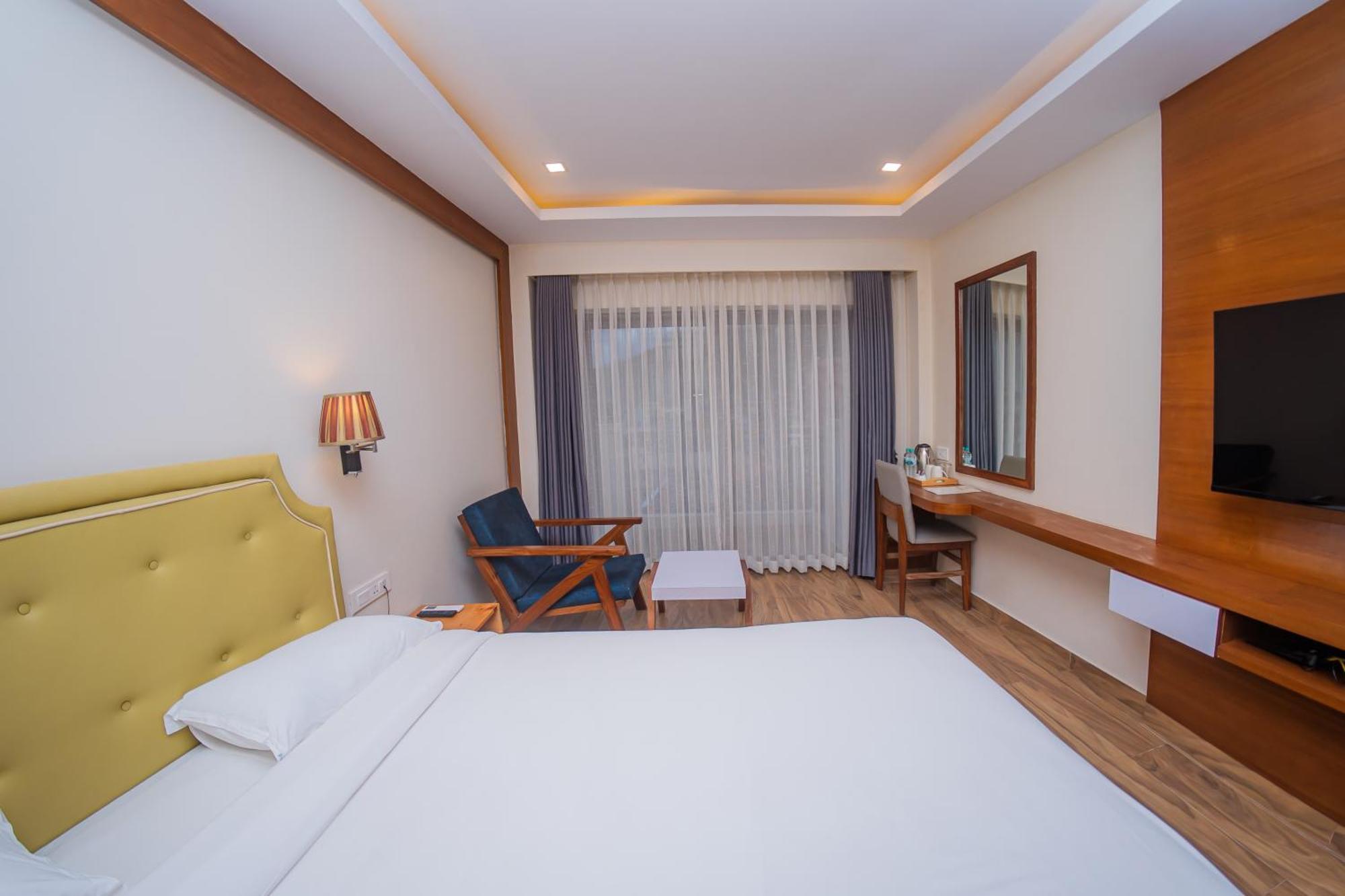 Hotel Fewa Trip Покхара Экстерьер фото