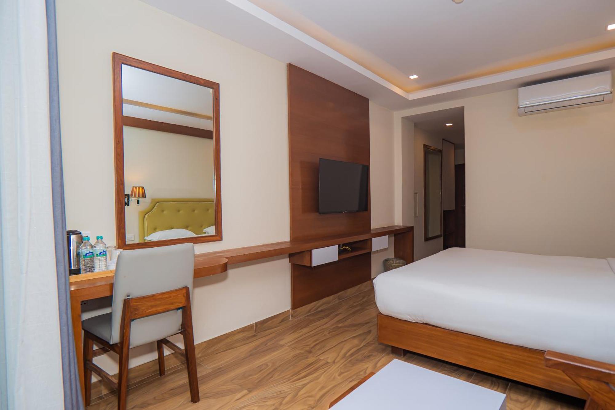 Hotel Fewa Trip Покхара Экстерьер фото
